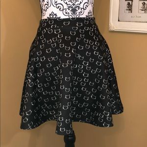 Hot Topic skater skirt